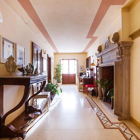 Locanda Da Ciacci Petriano Eksteriør billede