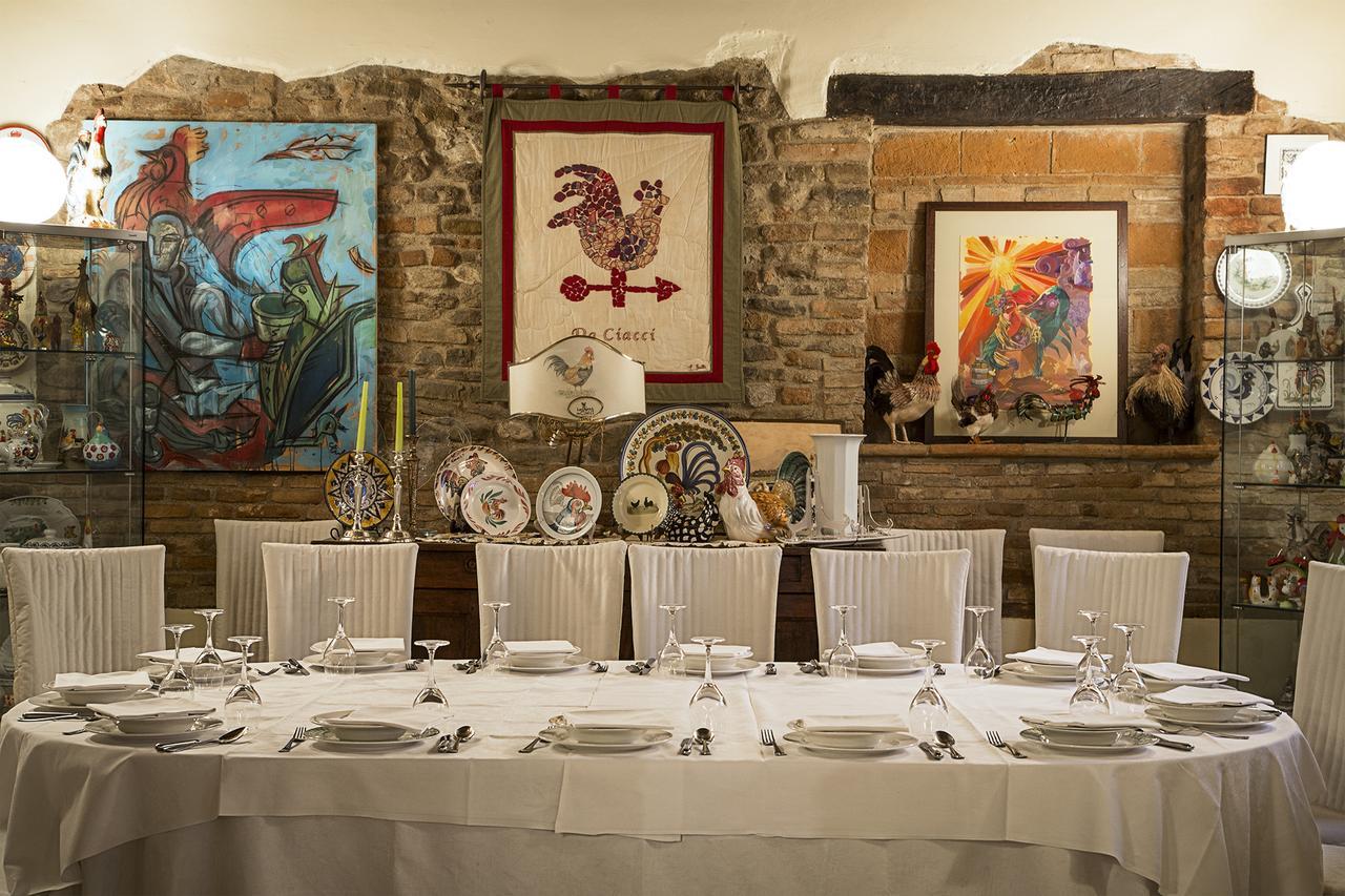 Locanda Da Ciacci Petriano Eksteriør billede