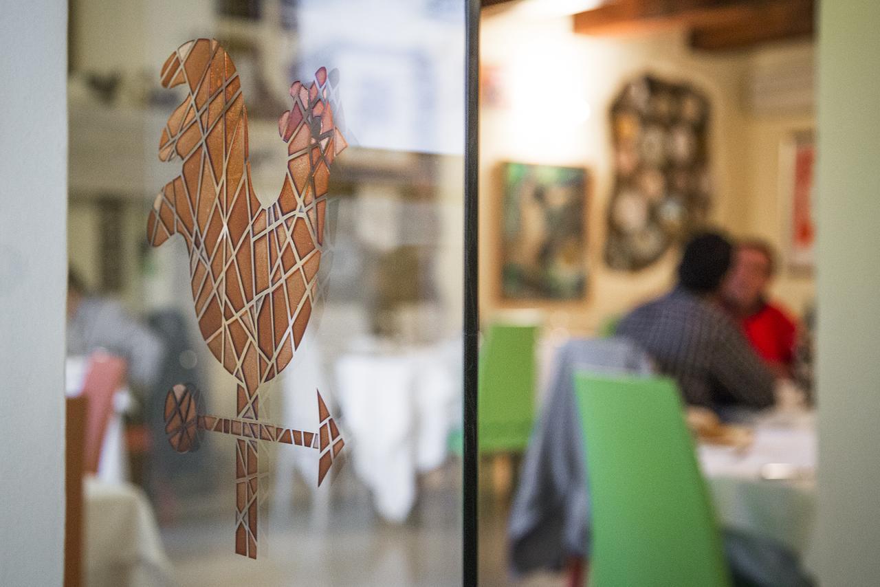 Locanda Da Ciacci Petriano Eksteriør billede