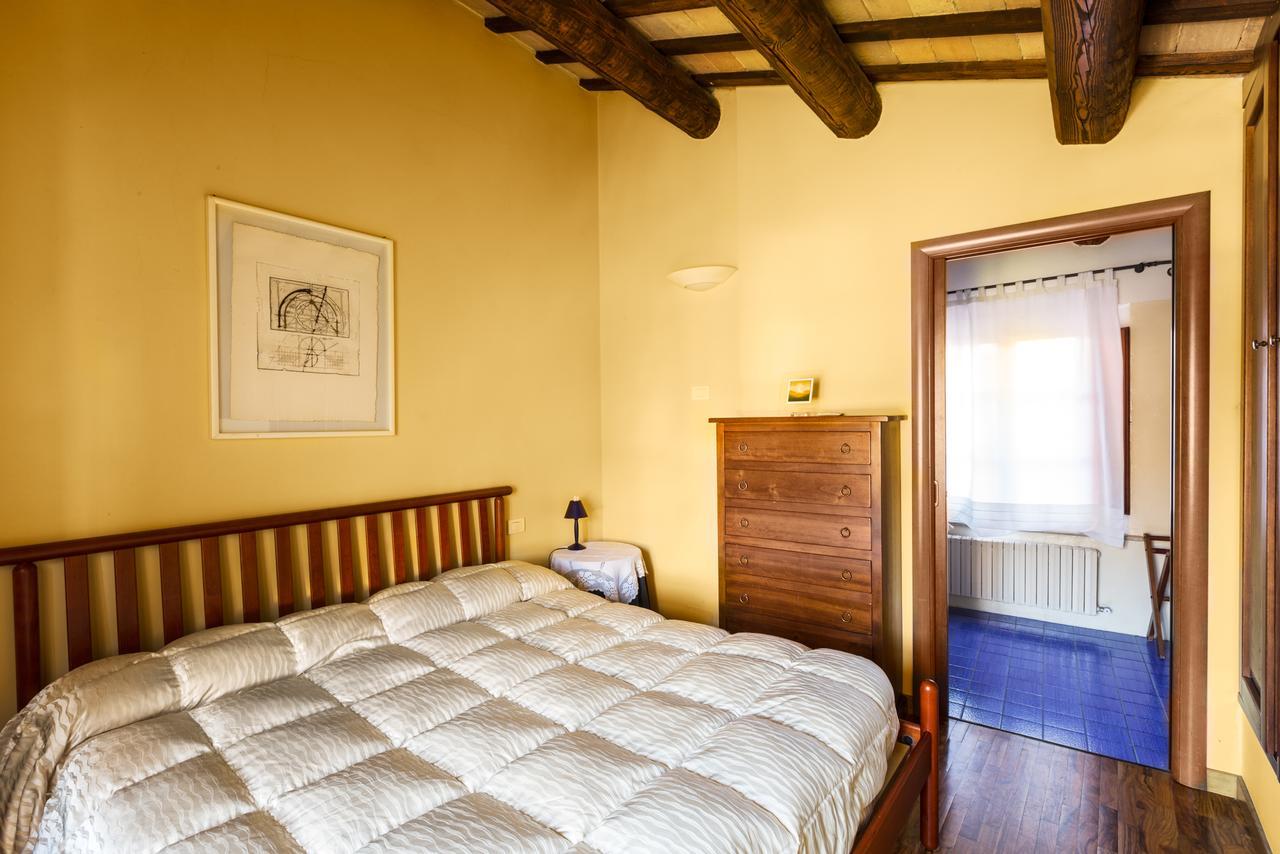 Locanda Da Ciacci Petriano Eksteriør billede