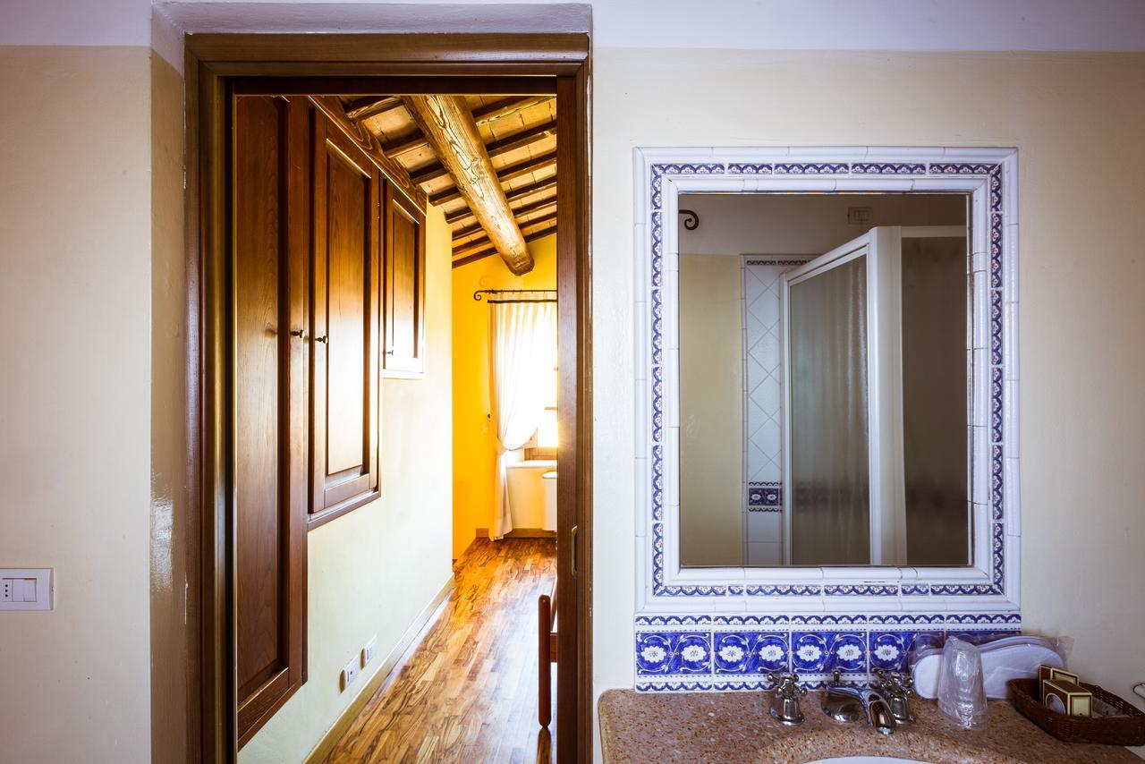 Locanda Da Ciacci Petriano Eksteriør billede